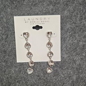 💜 Laundry by Shelli Segal Silver and Gray Heart Earrings